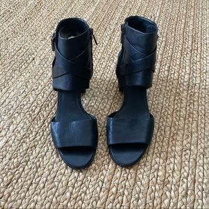 Kenneth Cole Black Leather Heels, Size 9M